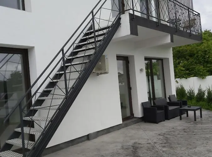Accent House