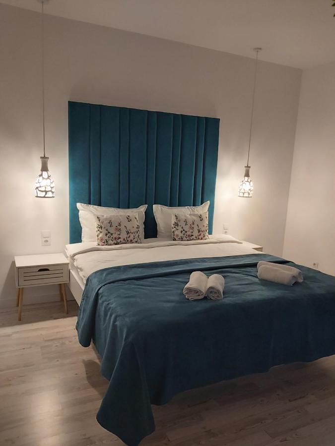 Accent House * Deva